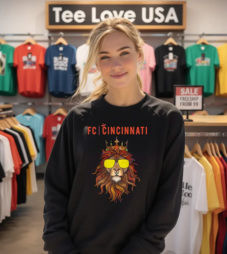 Fc Cincinnati Lion Graphic - sweatshirt Fc Cincinnati Lion Graphic Sweatshirt